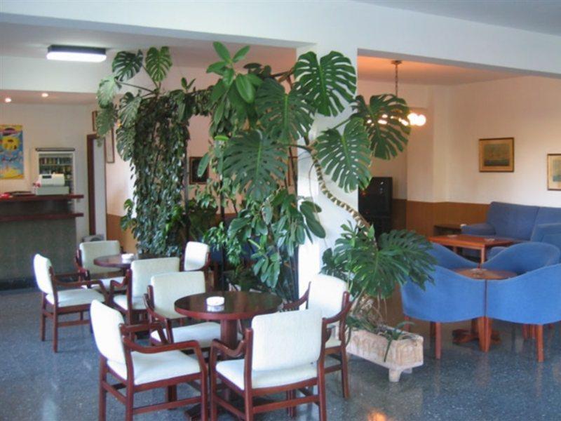 Hotel Condemar ซานตานยี ภายนอก รูปภาพ